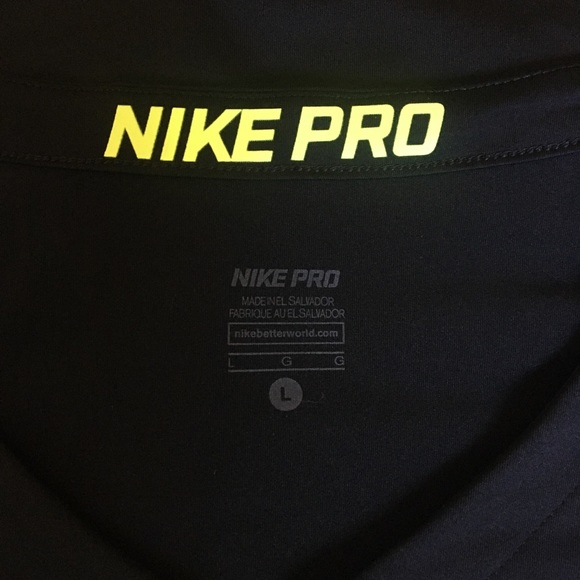 Nike Pro Yellow Snake Print Top - Picture 3 of 4